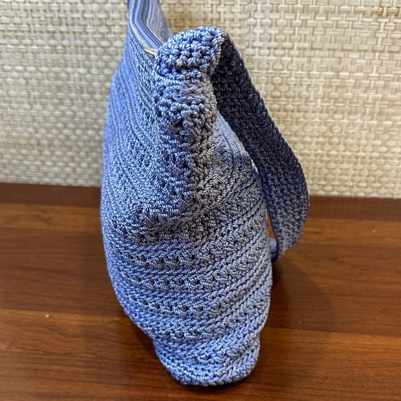 🌟HP🌟VTG 1990s-2000s The Sak Cornflower Blue Crochet Shoulder Bag - Picture 4 of 11